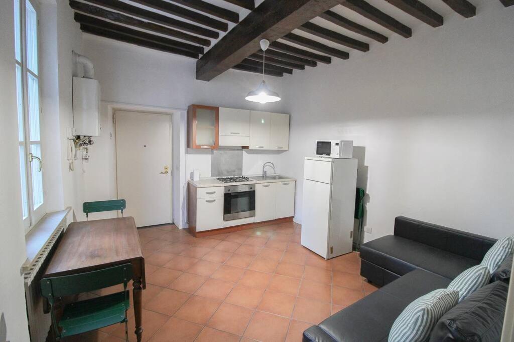 Beautiful Center - Posti Auto Privati Prenotabili * Parma