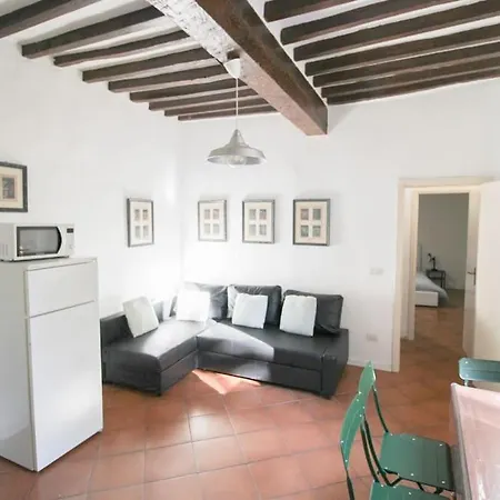 Beautiful Center Apartments - Posti Auto Privati Prenotabili Parma Exterior foto